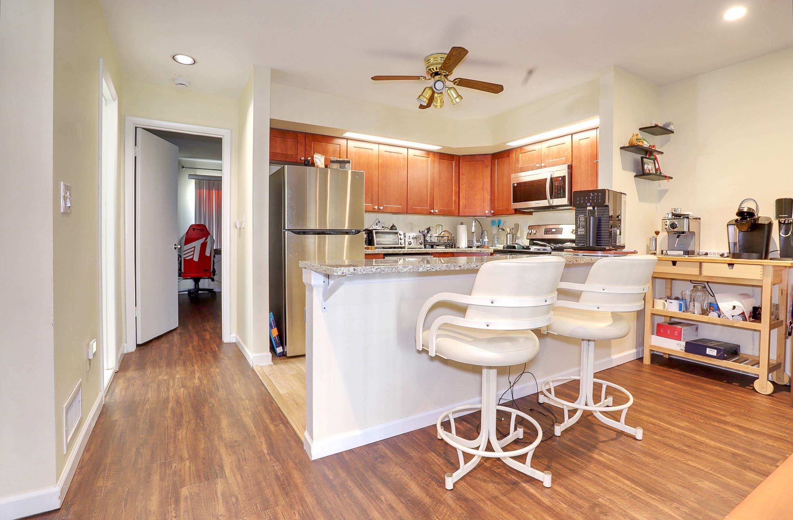 403 RIVER RENAISSANCE