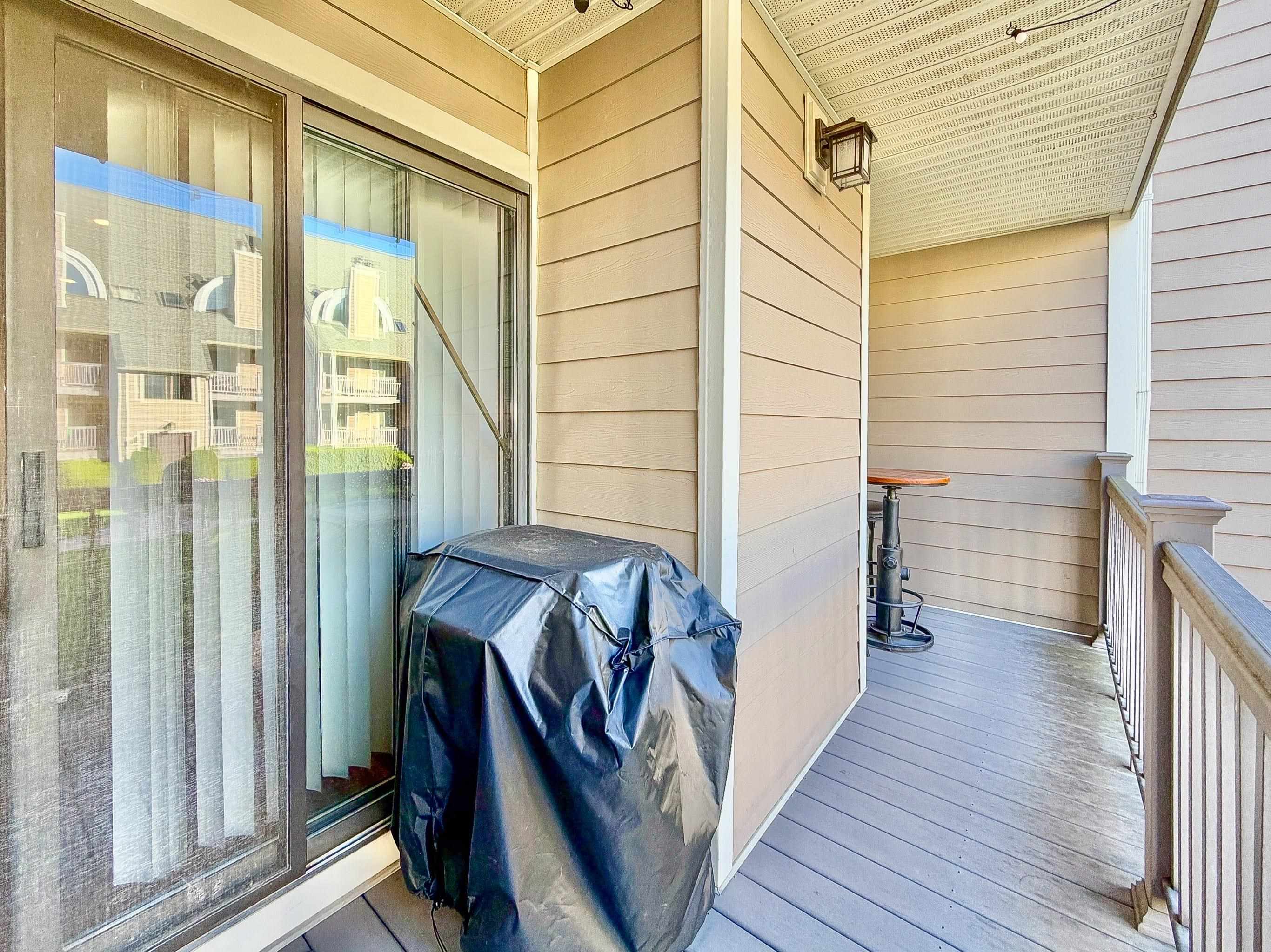 403 RIVER RENAISSANCE