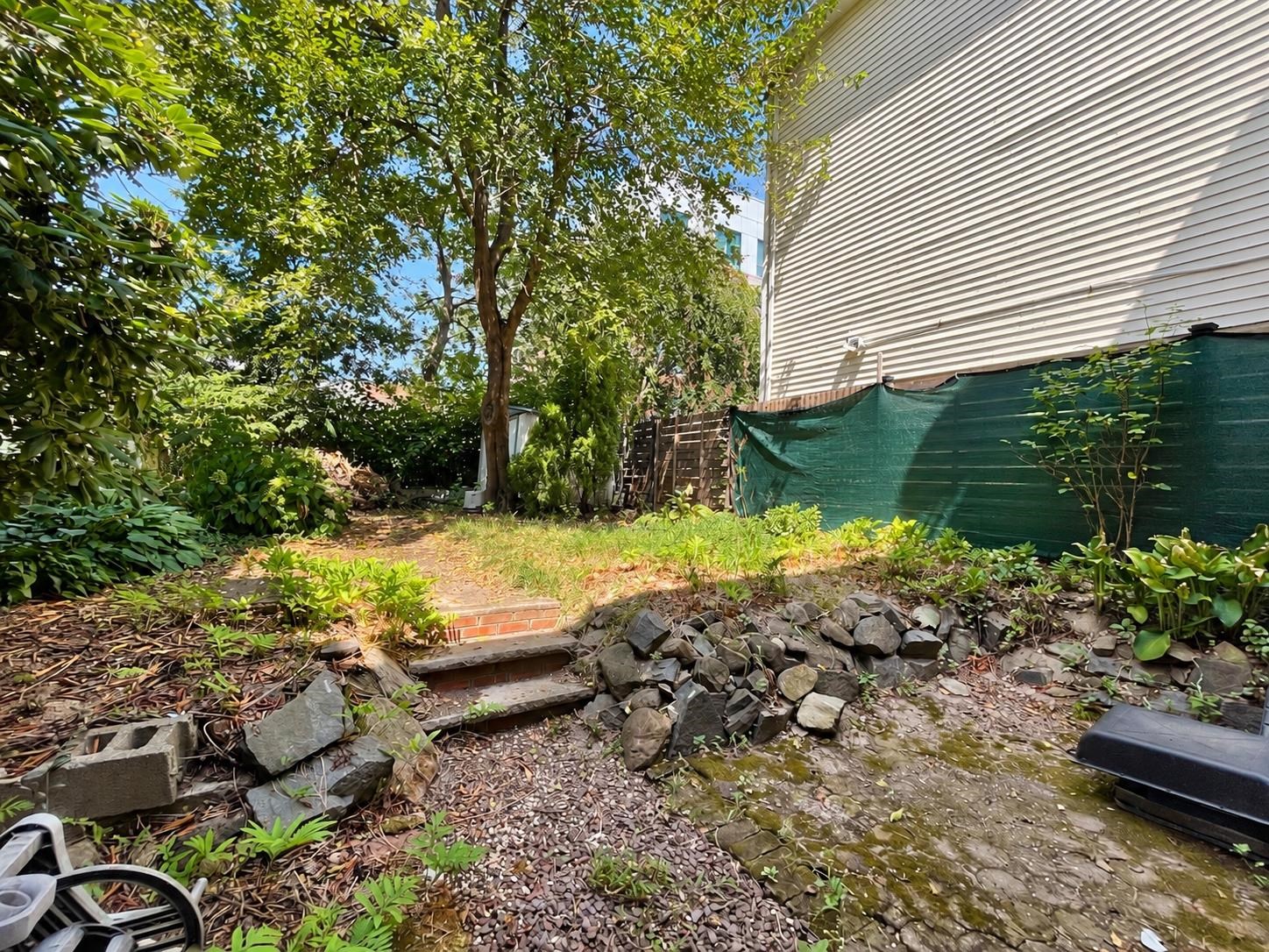 251 OGDEN AVE Unit: B