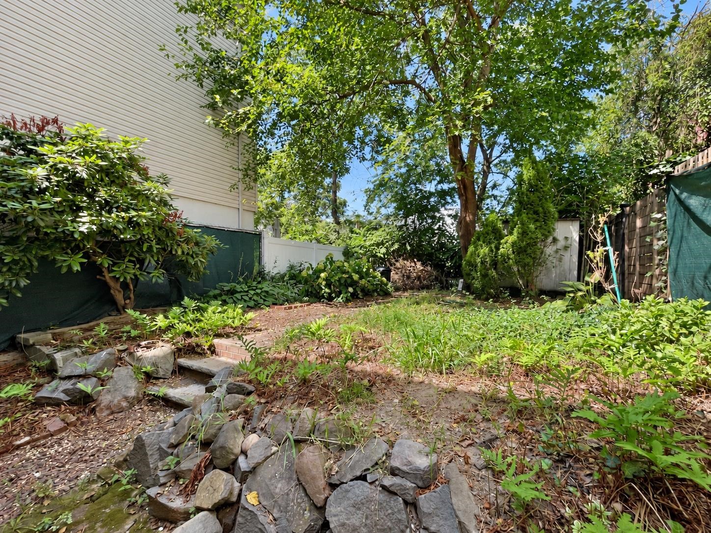 251 OGDEN AVE Unit: B