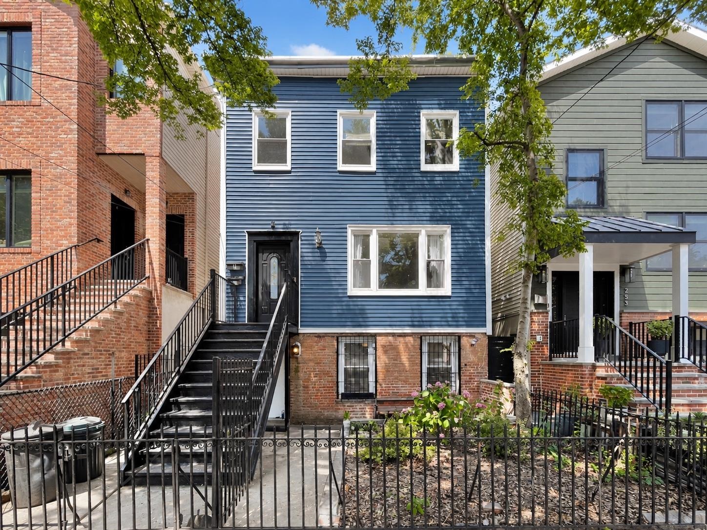 251 OGDEN AVE Unit: B