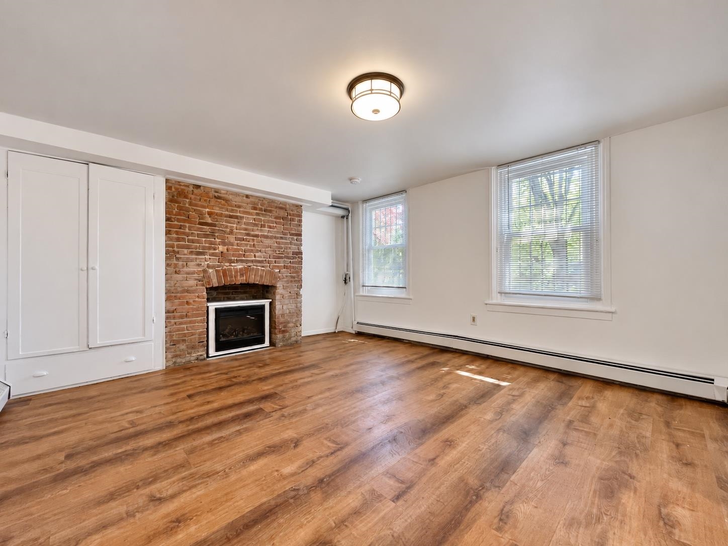 251 OGDEN AVE Unit: B