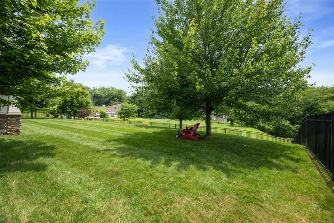 1603 Briarwood Dr