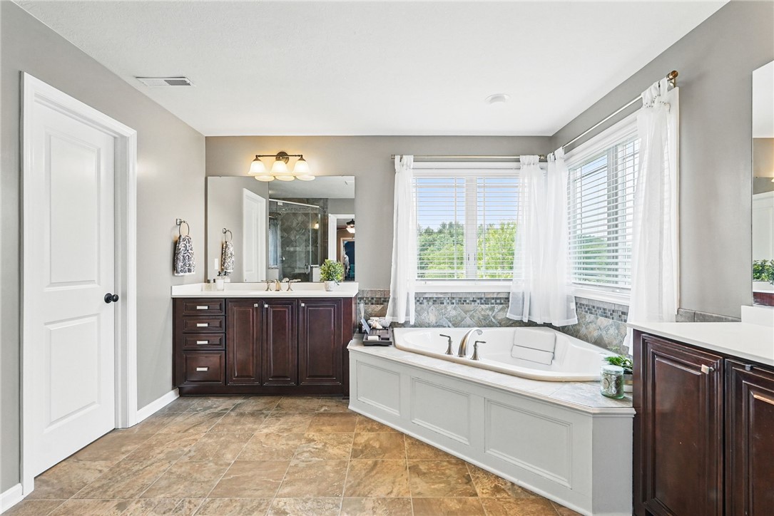 1603 Briarwood Dr