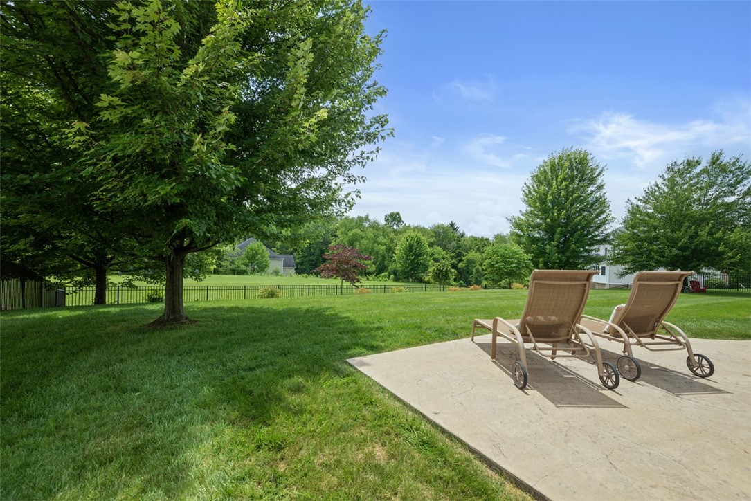 1603 Briarwood Dr