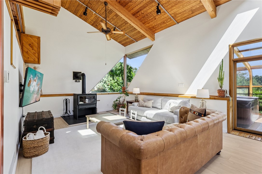 8110 Ridge Road