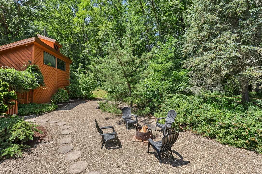 8110 Ridge Road