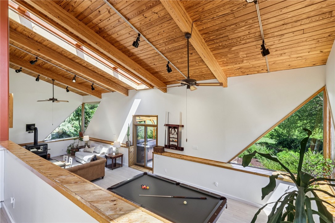 8110 Ridge Road