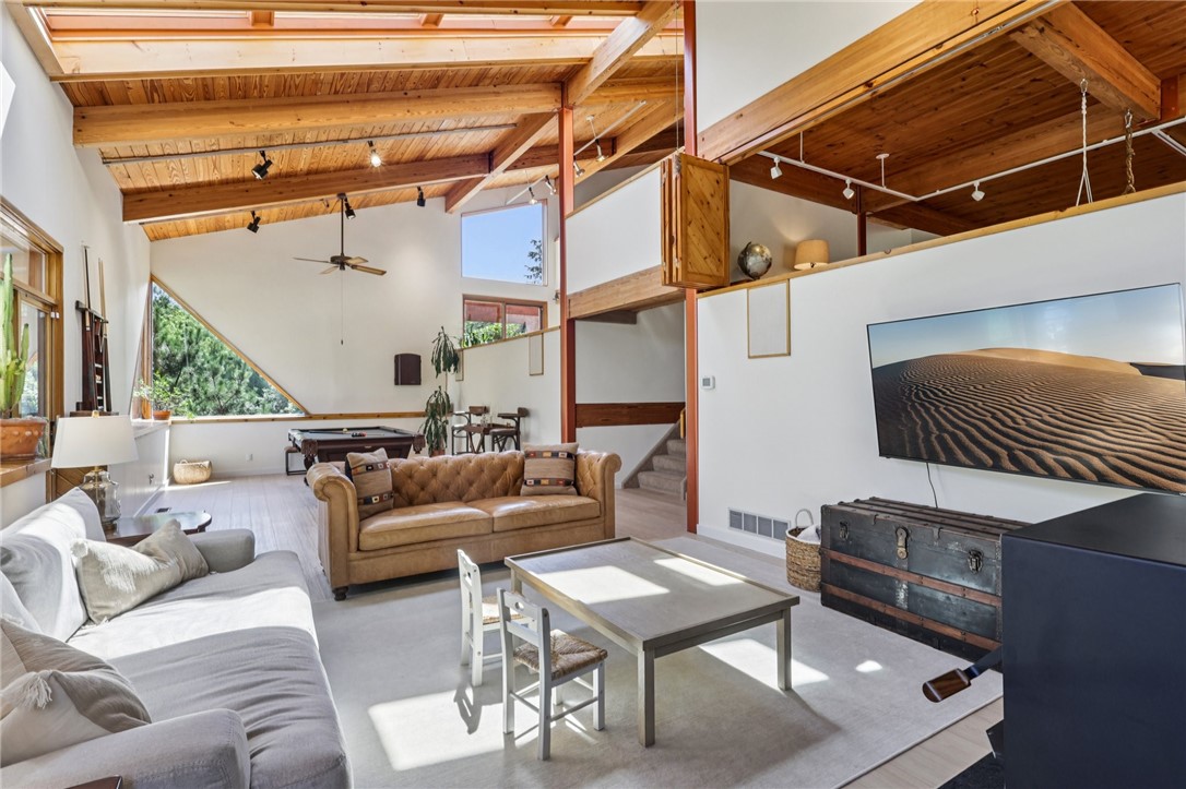 8110 Ridge Road