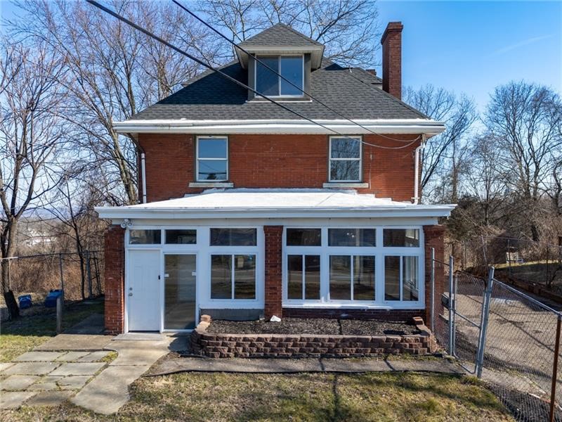 10207 Frankstown Rd
