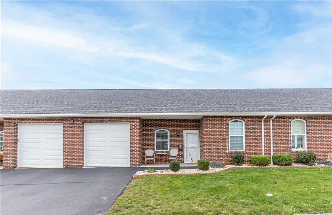 906 Valentina Ln 65