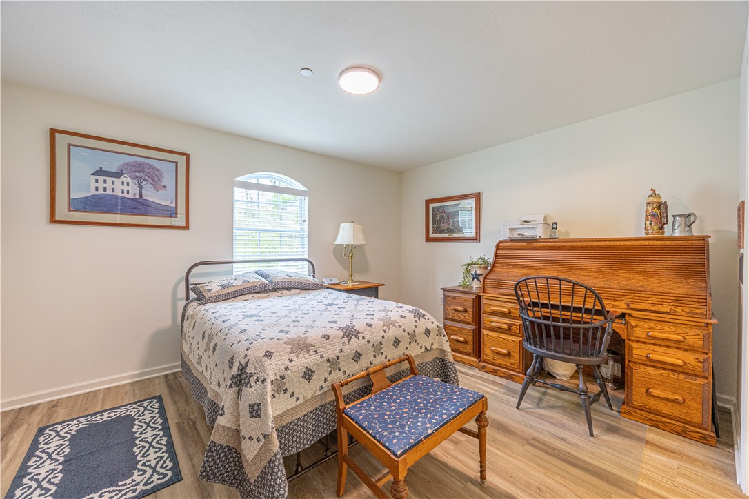 104 Aiden Ln 2