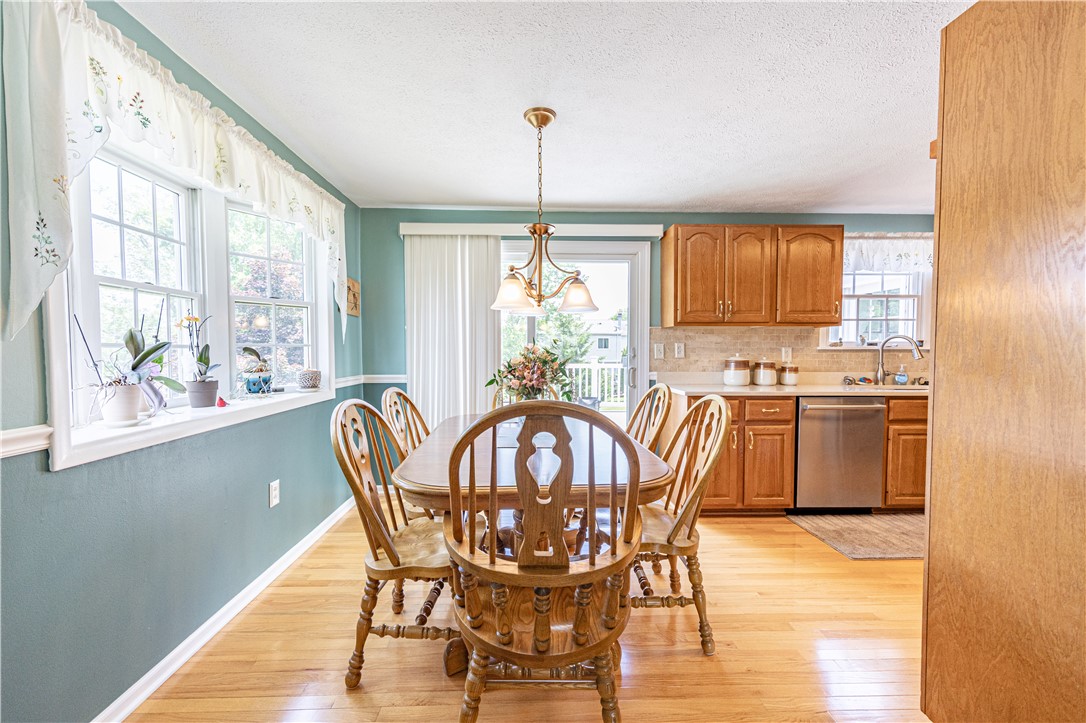39 Forest Glen Dr