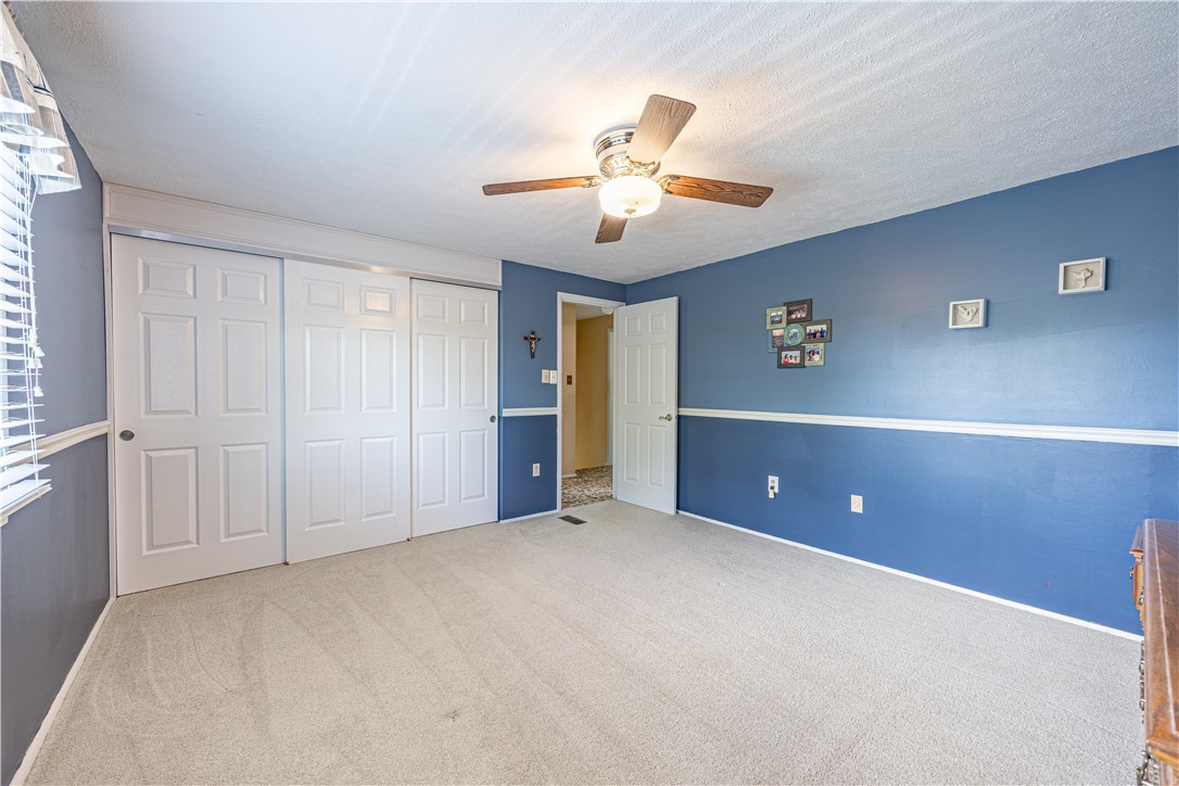 39 Forest Glen Dr
