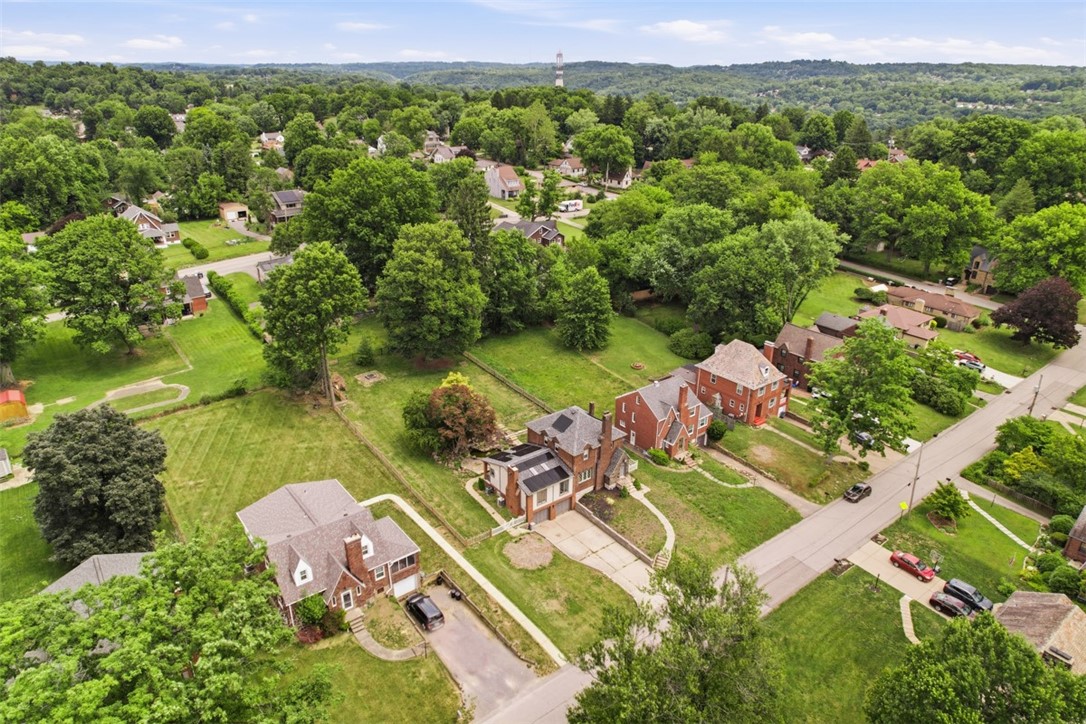 212 Morewood Rd