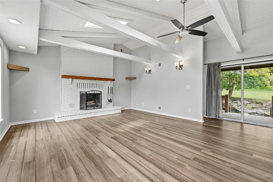 212 Morewood Rd