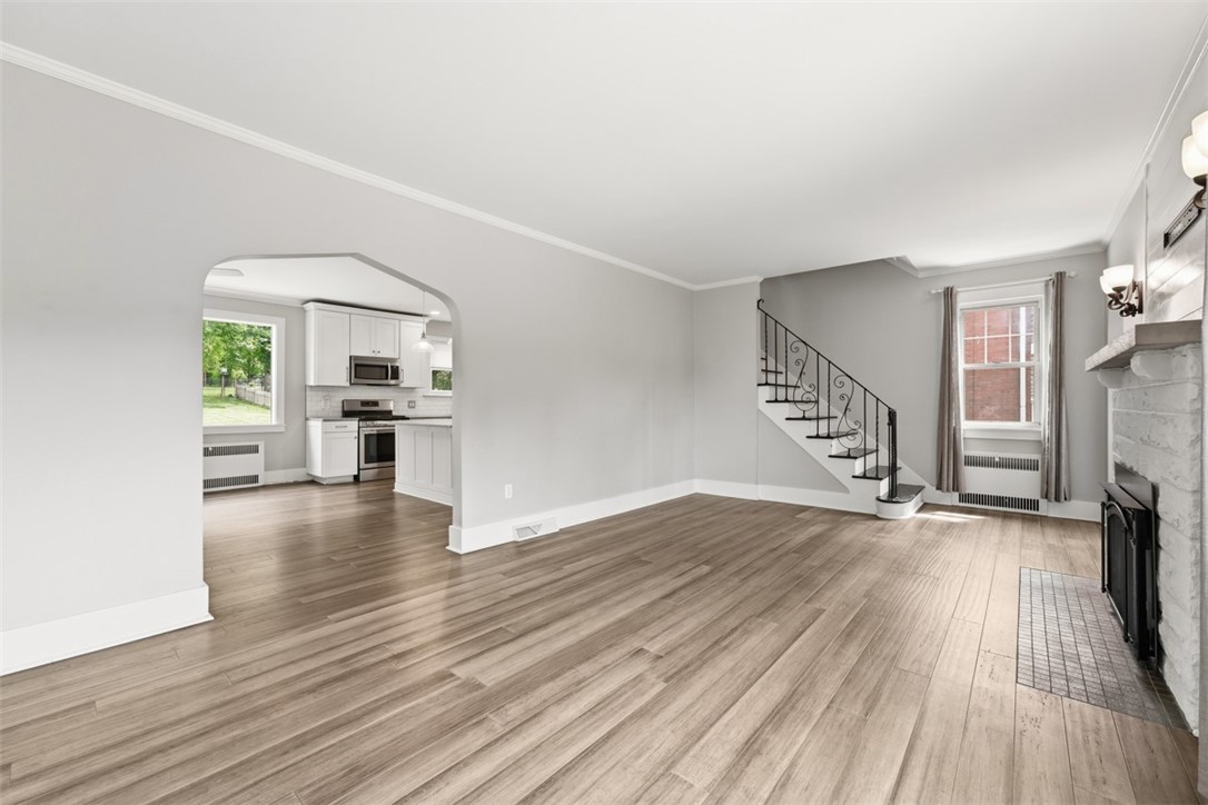 212 Morewood Rd