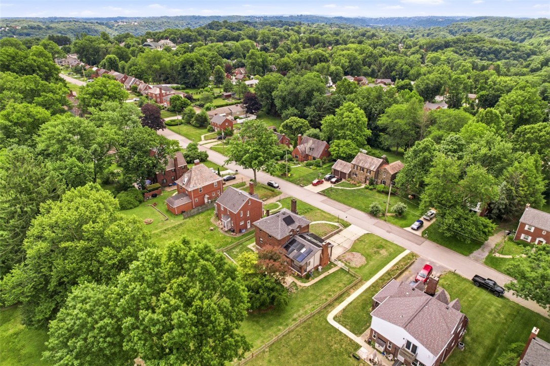 212 Morewood Rd