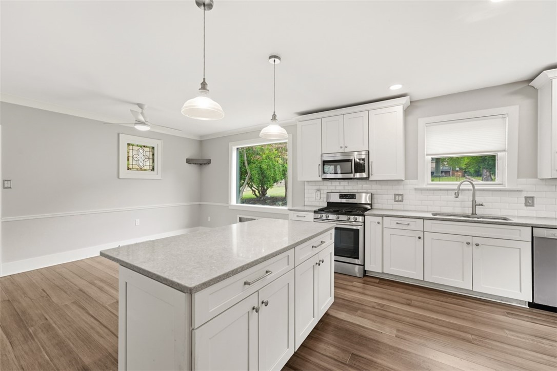 212 Morewood Rd
