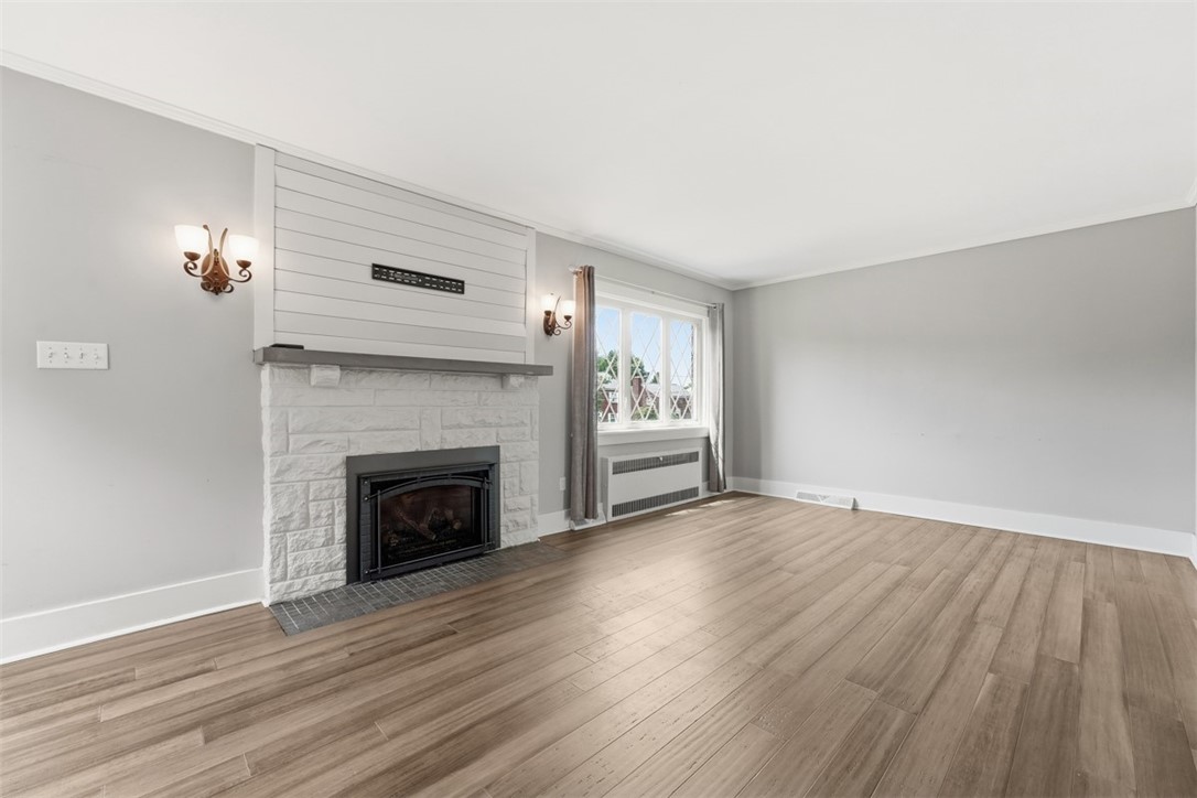 212 Morewood Rd