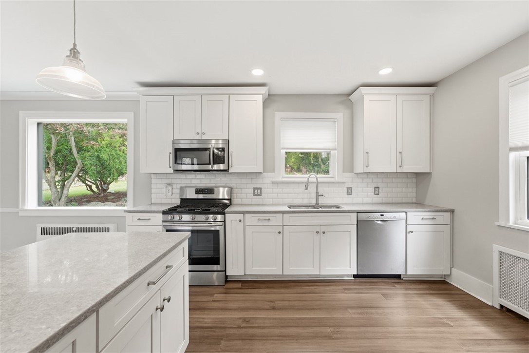 212 Morewood Rd