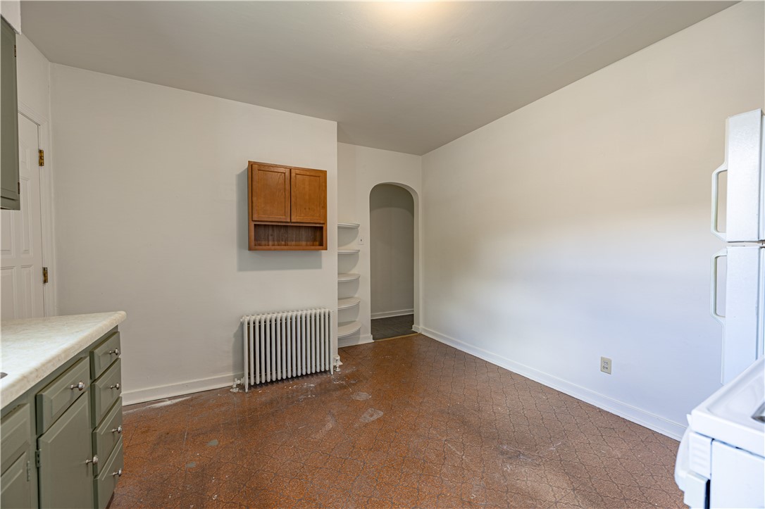 242-244 Center St