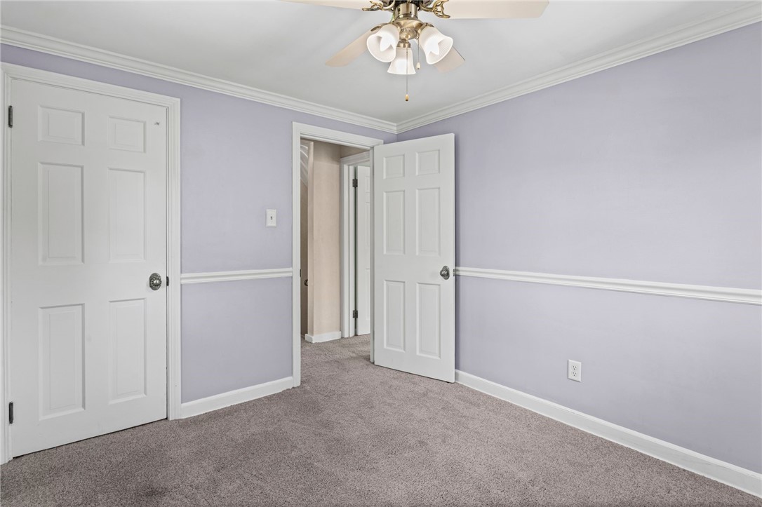 595 Kenilworth Dr
