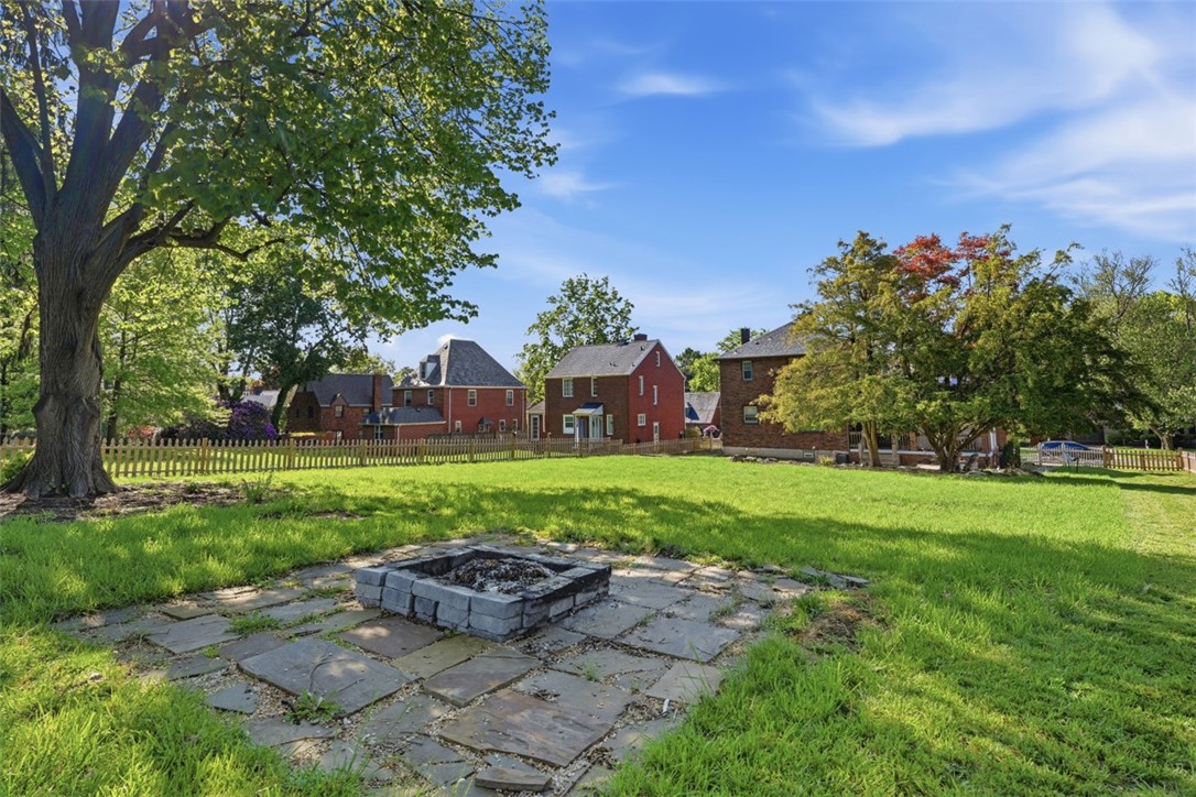 212 Morewood Road