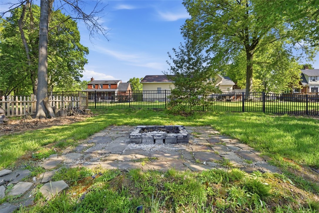 212 Morewood Road