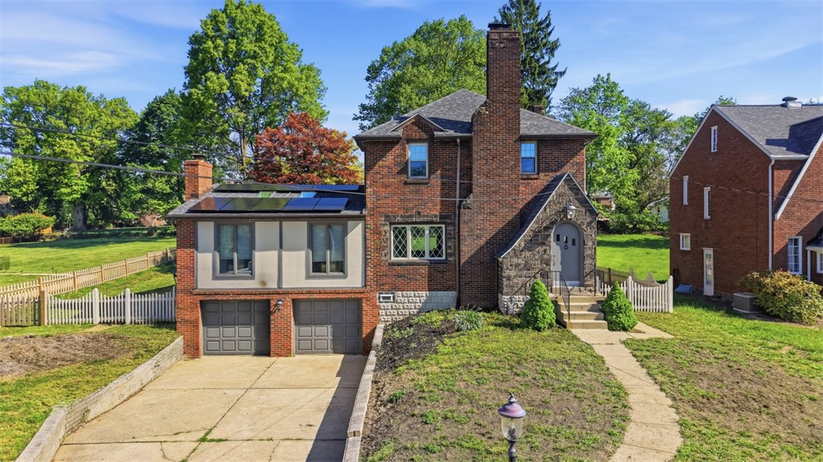 212 Morewood Road