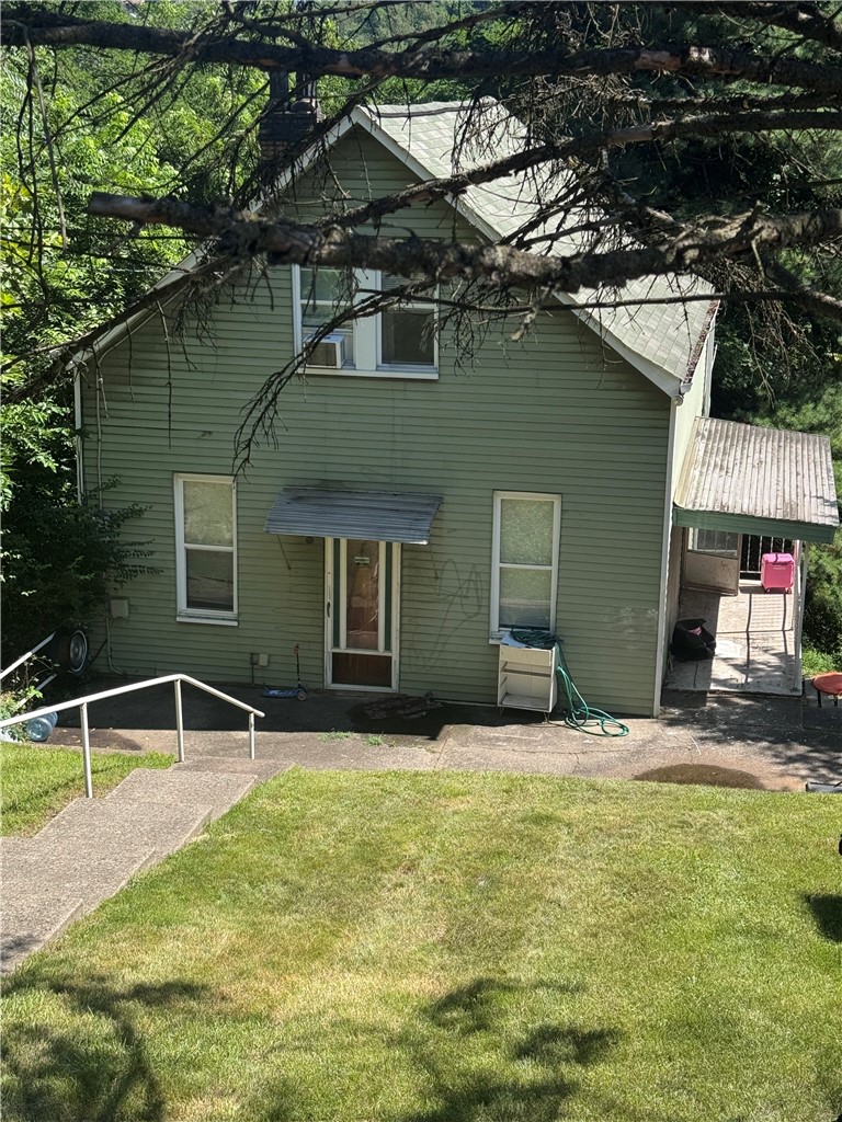 1523 Ridge Ave