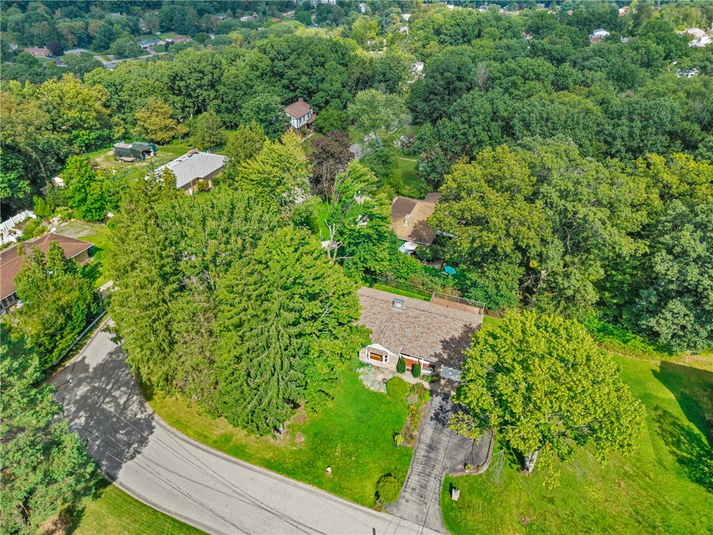 1318 Ridgewood Dr