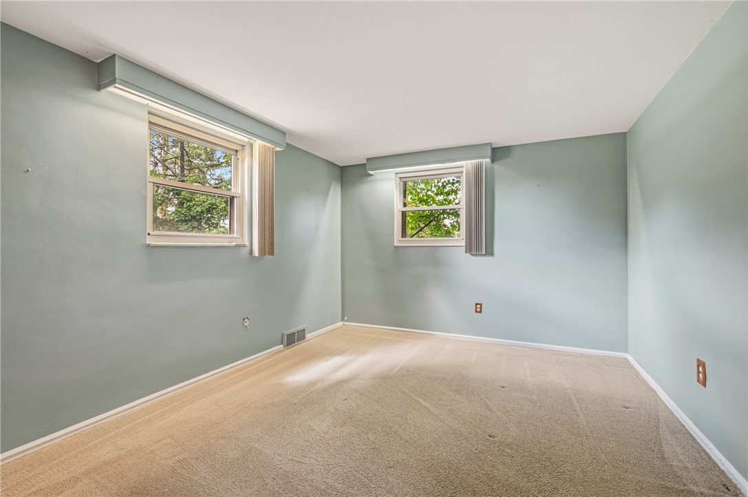 1318 Ridgewood Dr