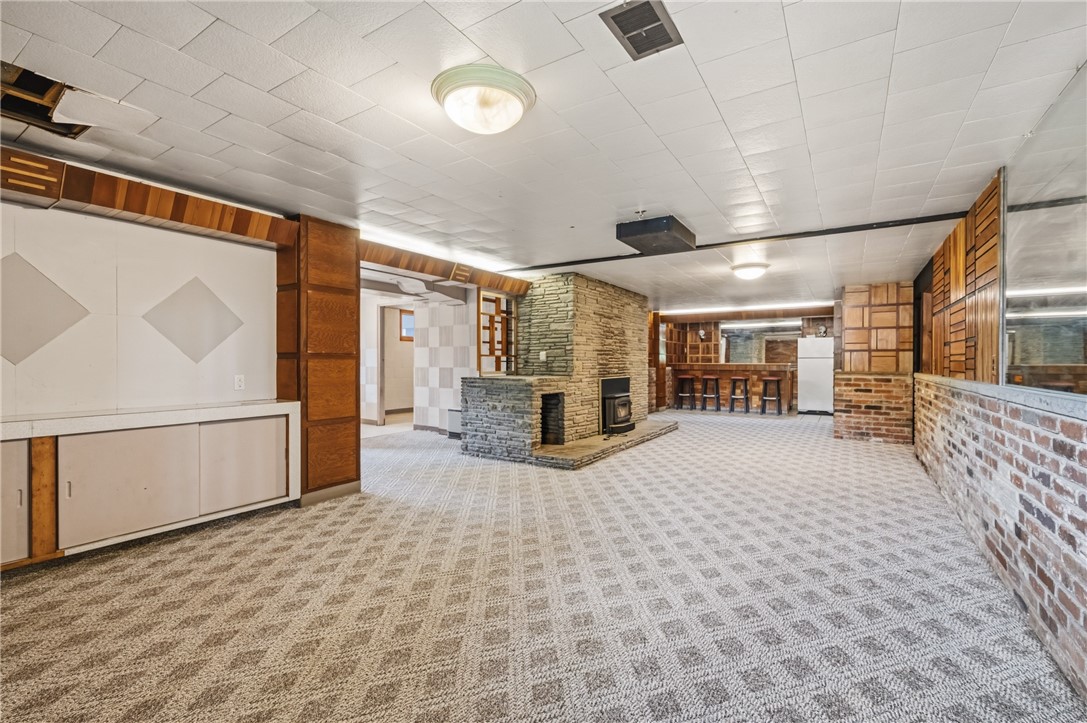 1318 Ridgewood Dr
