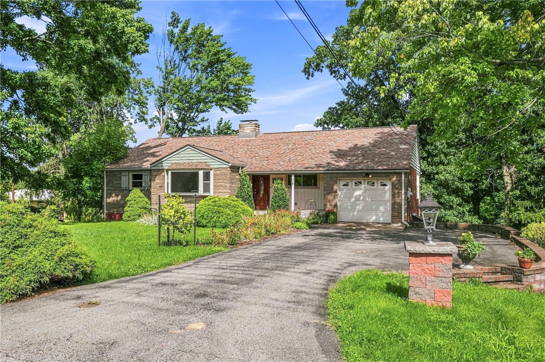 1318 Ridgewood Dr