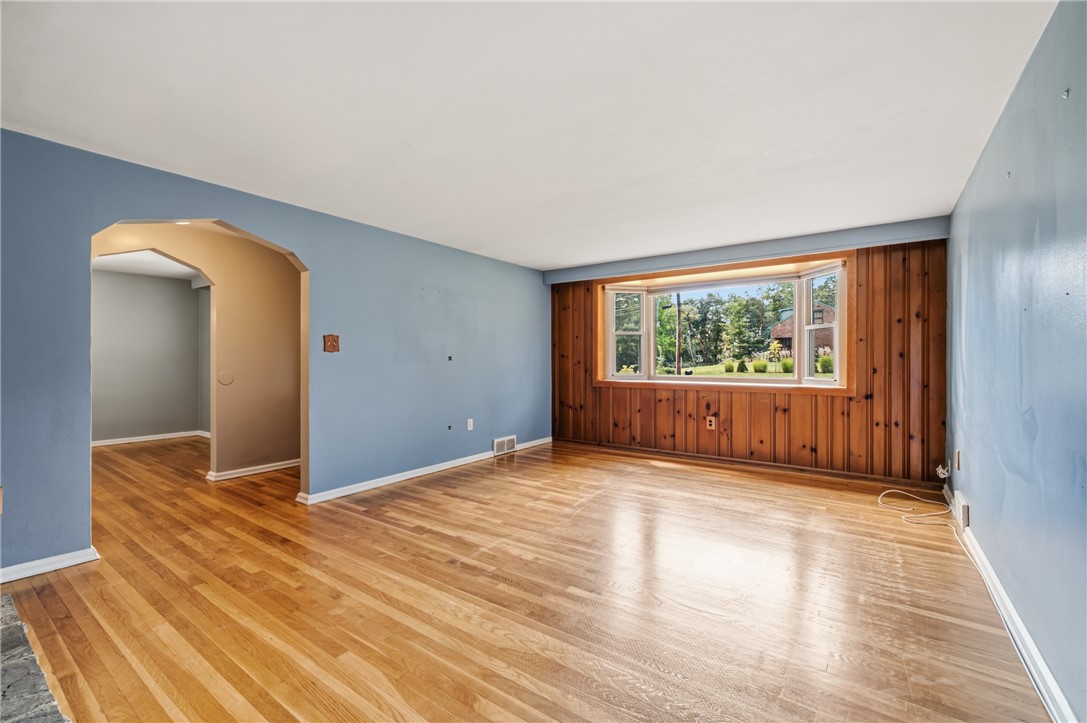1318 Ridgewood Dr