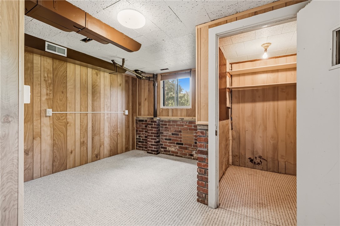 1318 Ridgewood Dr