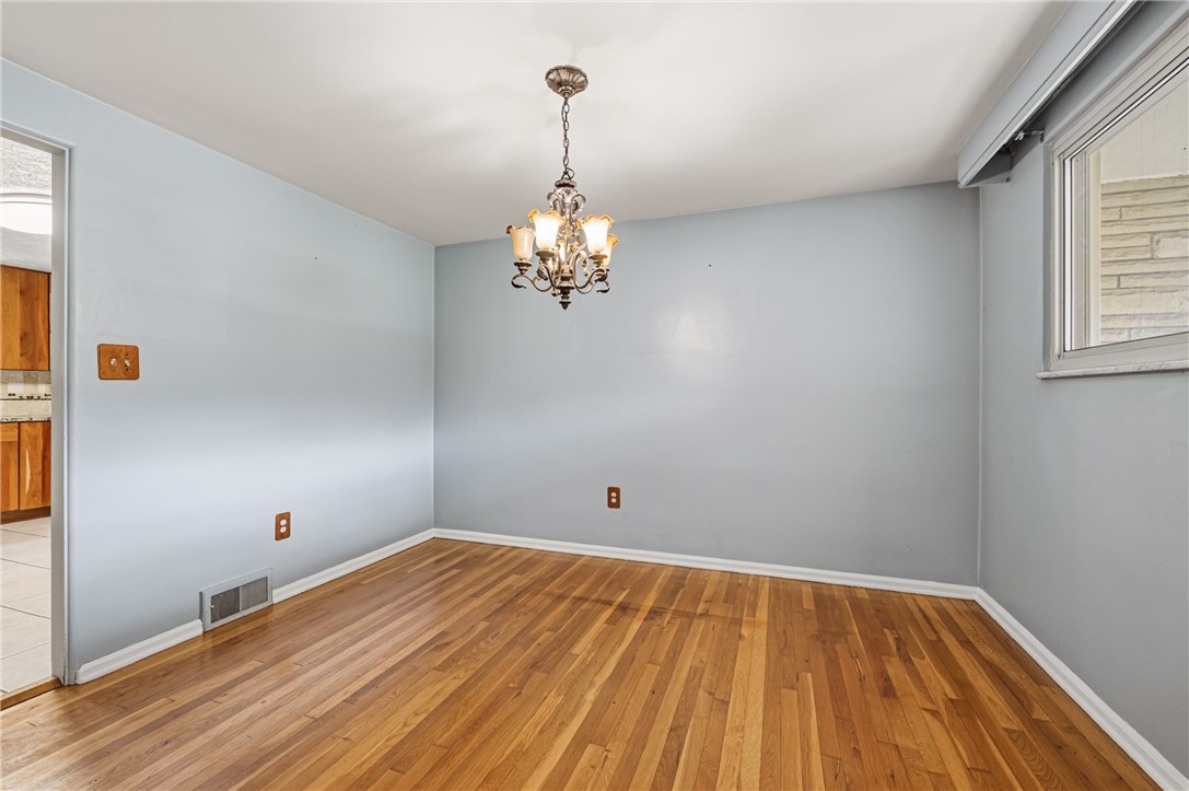 1318 Ridgewood Dr