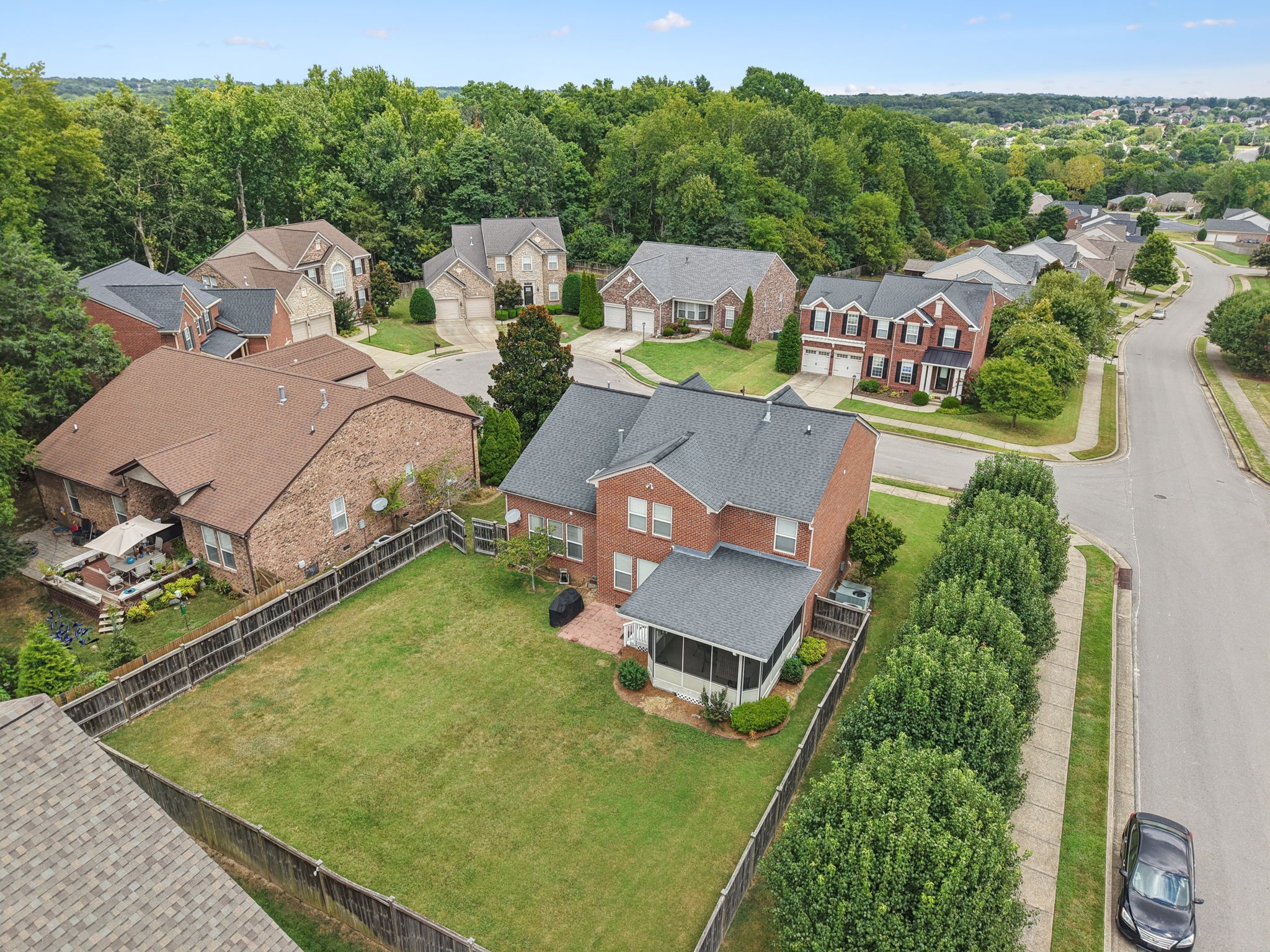 7412 Thornwood Ct
