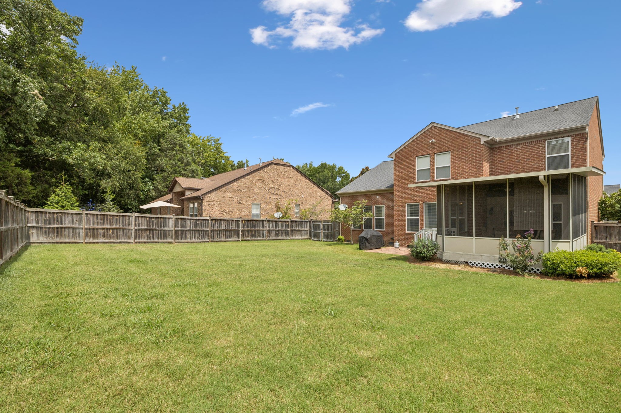 7412 Thornwood Ct