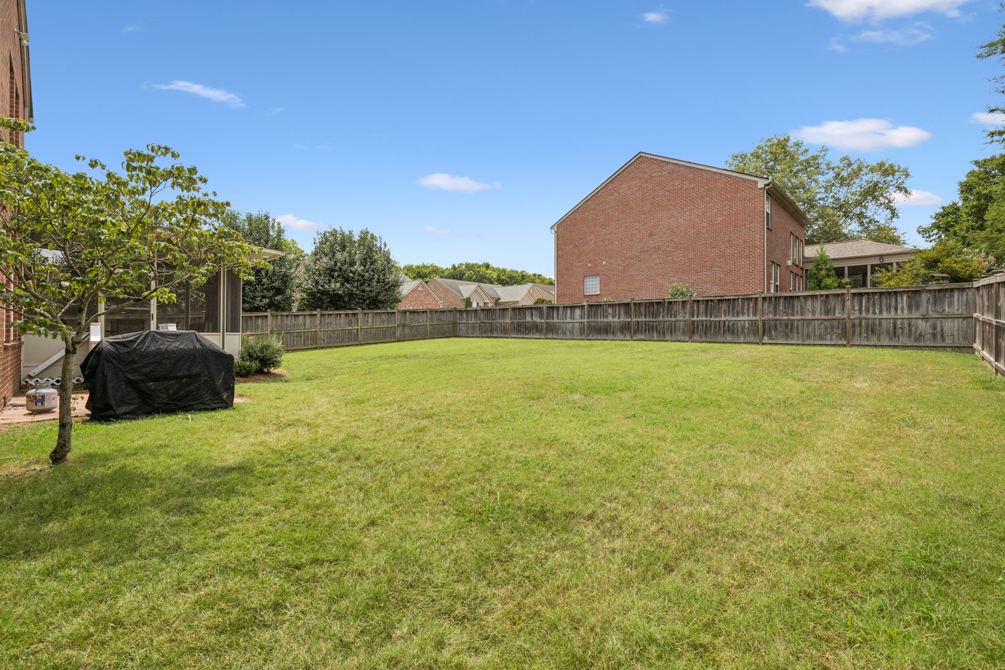 7412 Thornwood Ct