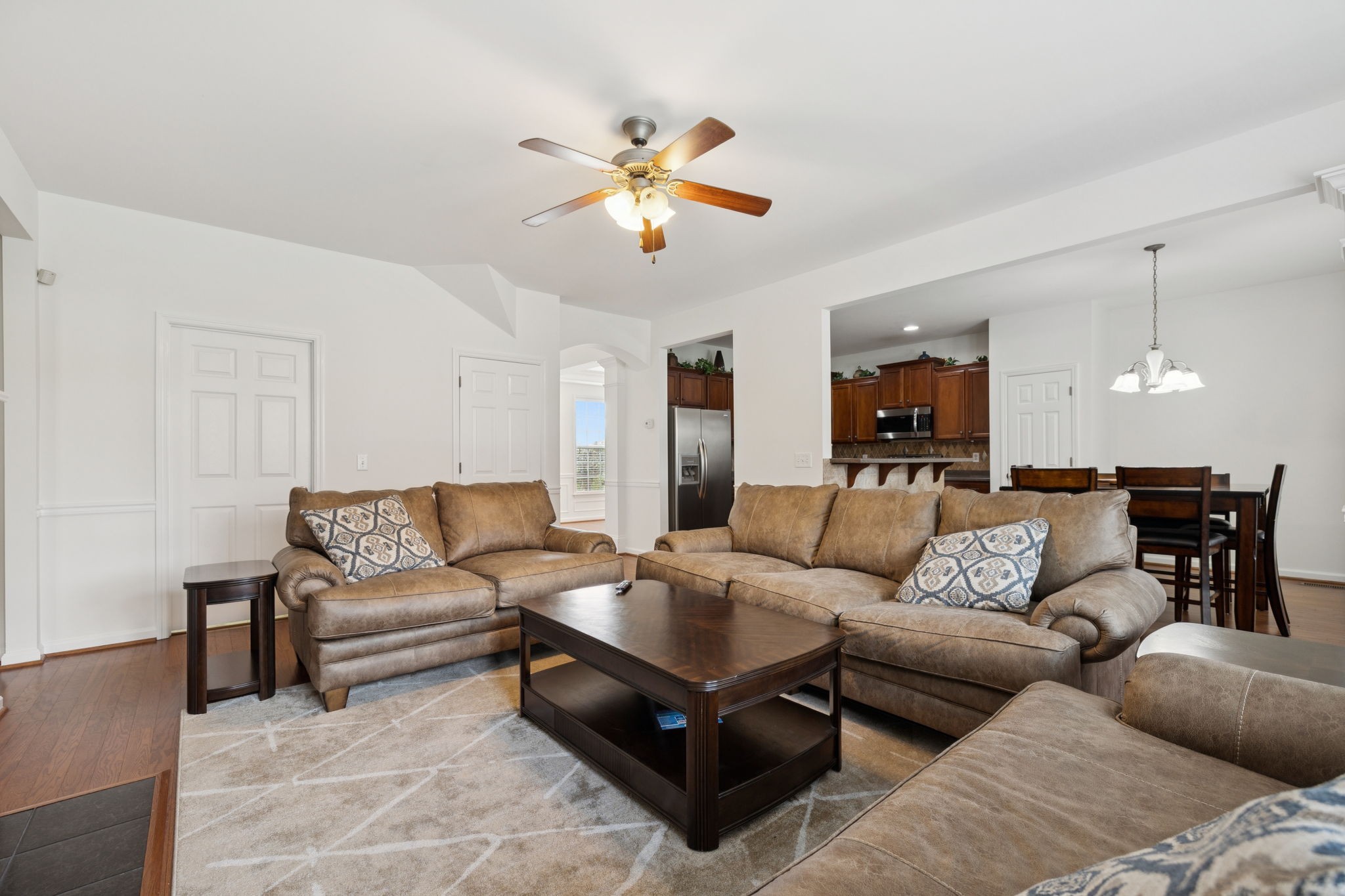 7412 Thornwood Ct
