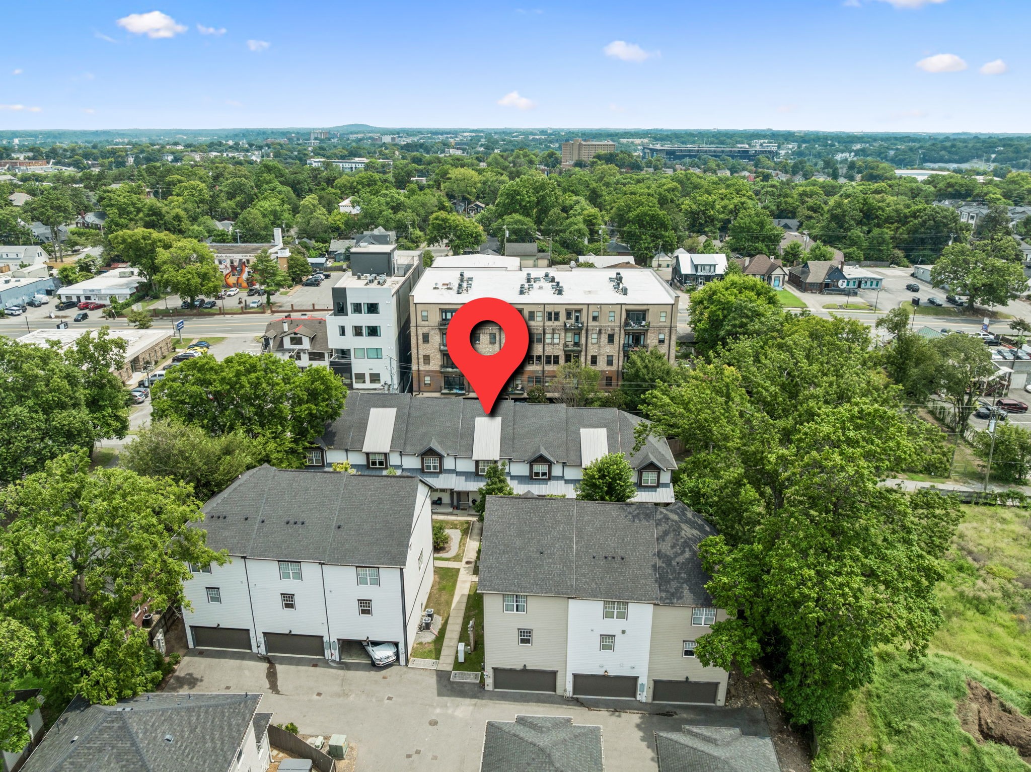 2118 Elliott Ave Unit: 10