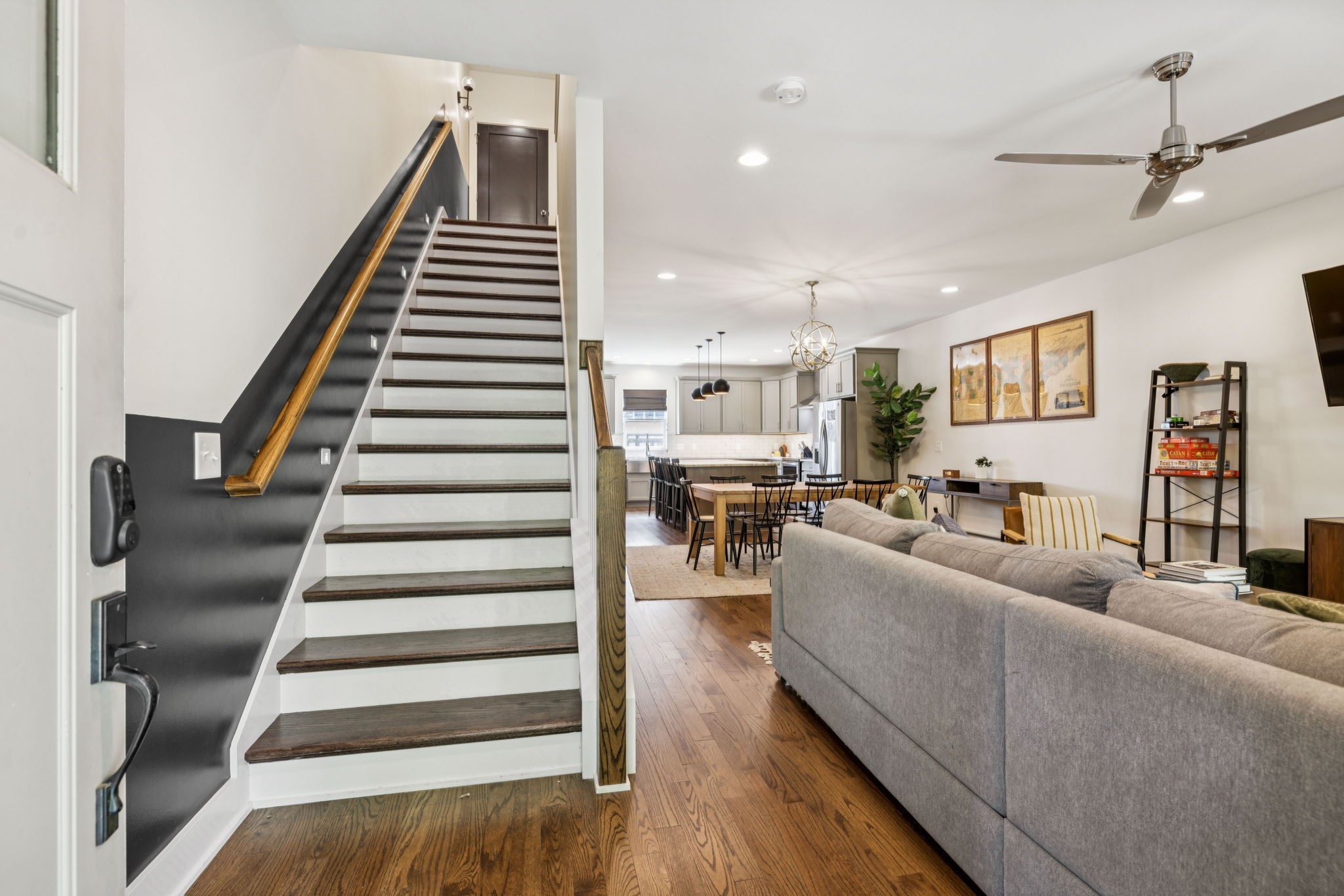 2118 Elliott Ave Unit: 10