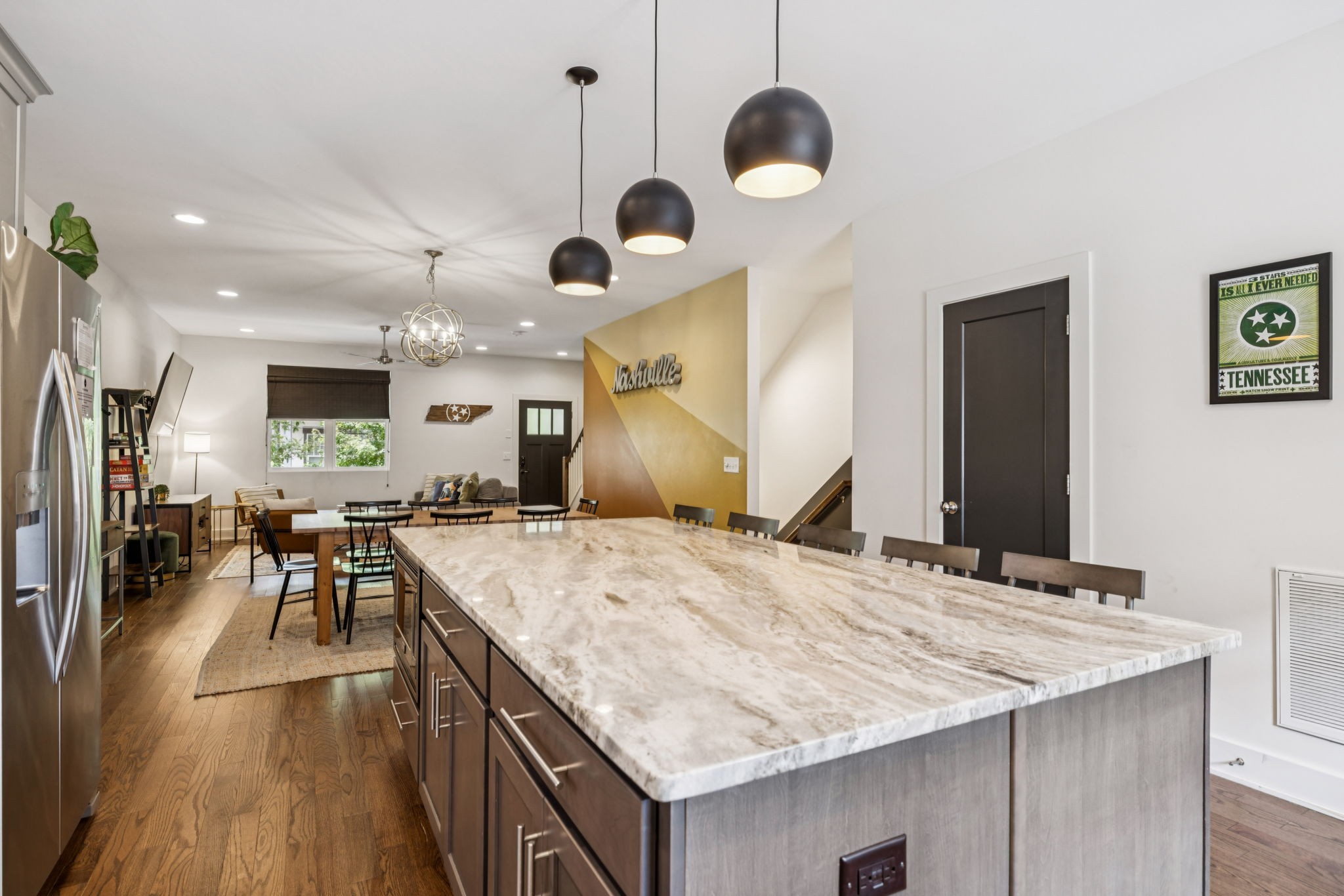 2118 Elliott Ave Unit: 10