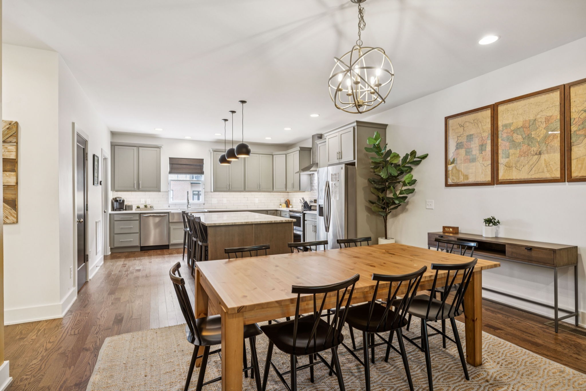 2118 Elliott Ave Unit: 10