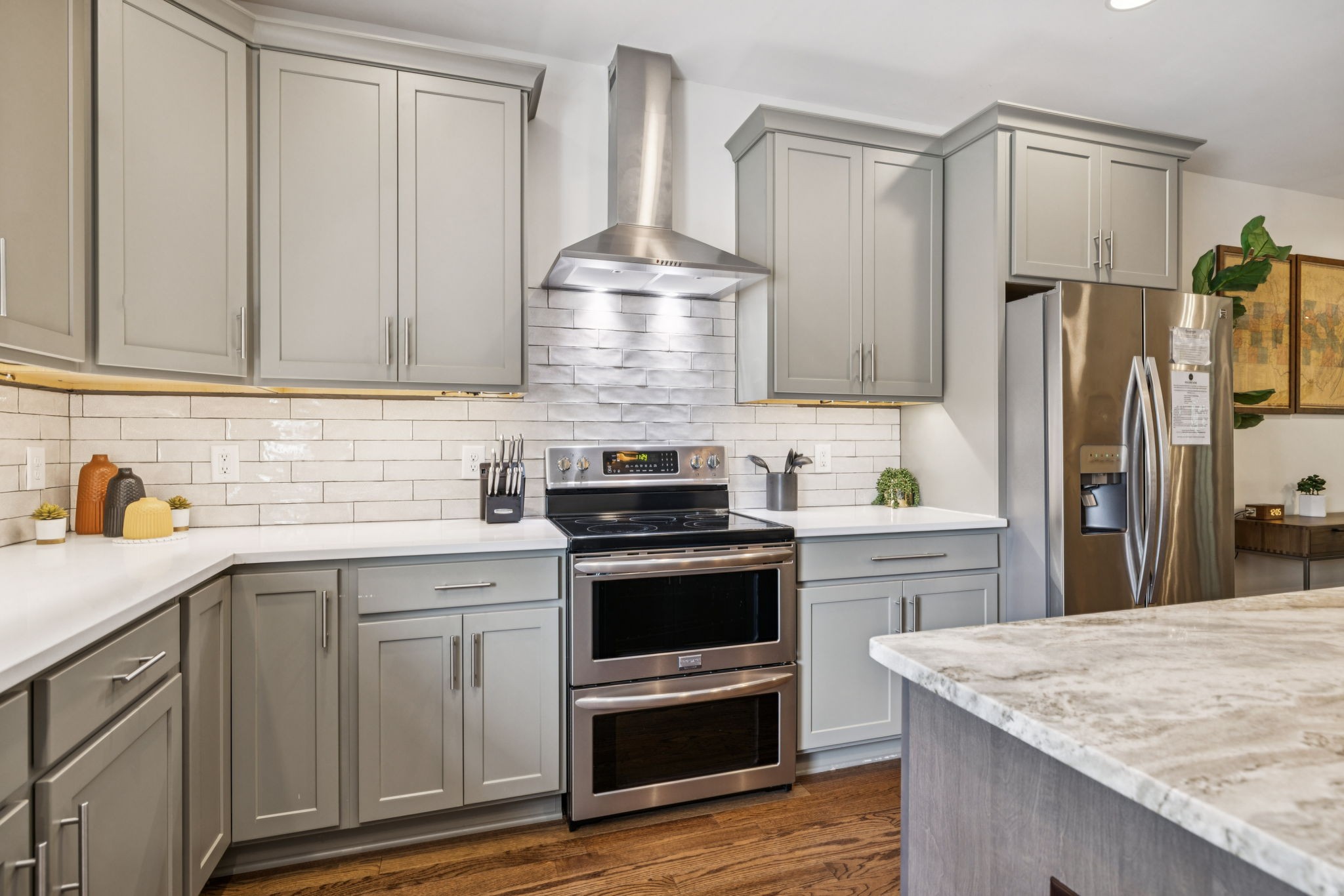 2118 Elliott Ave Unit: 10