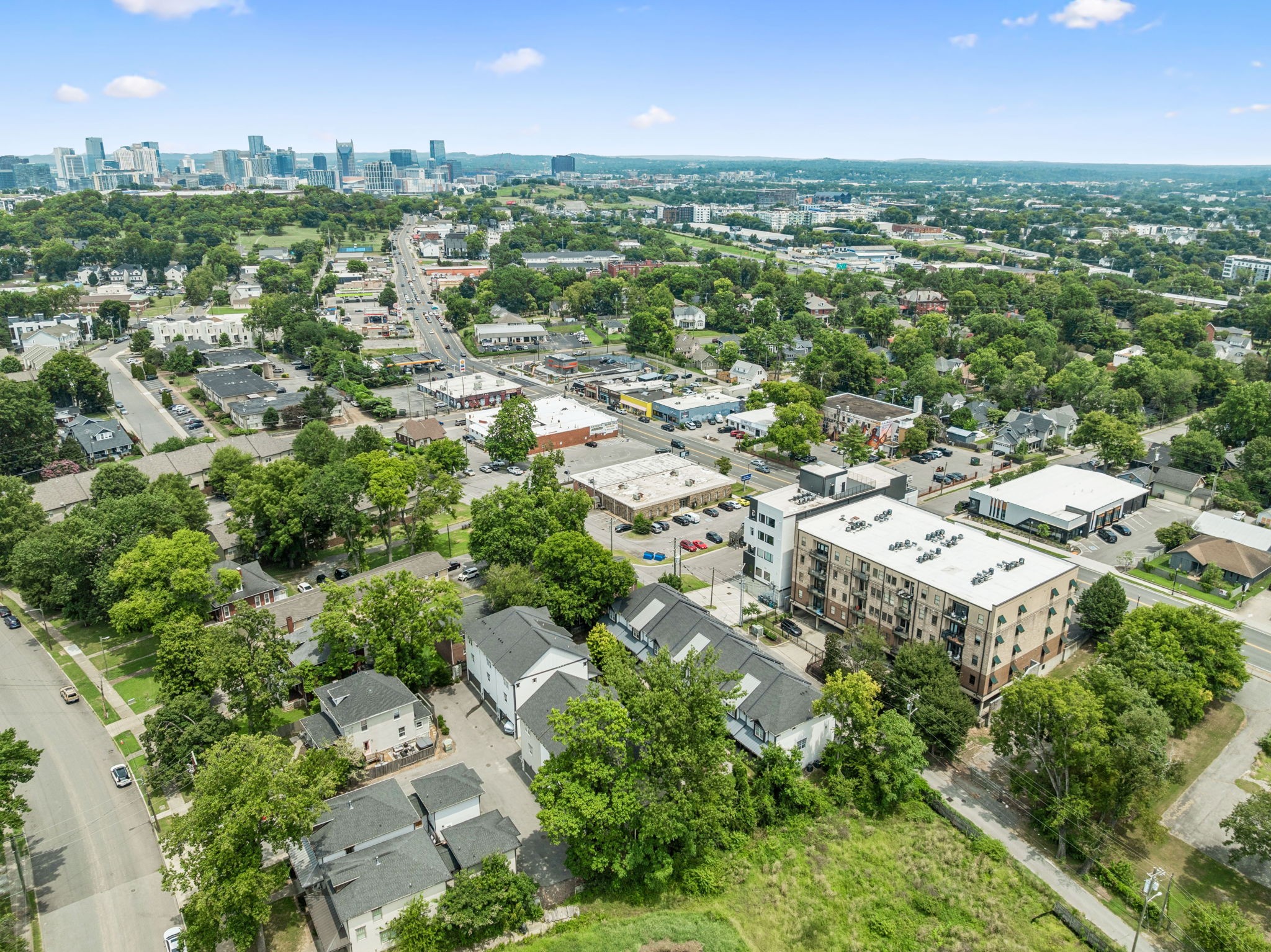 2118 Elliott Ave Unit: 10