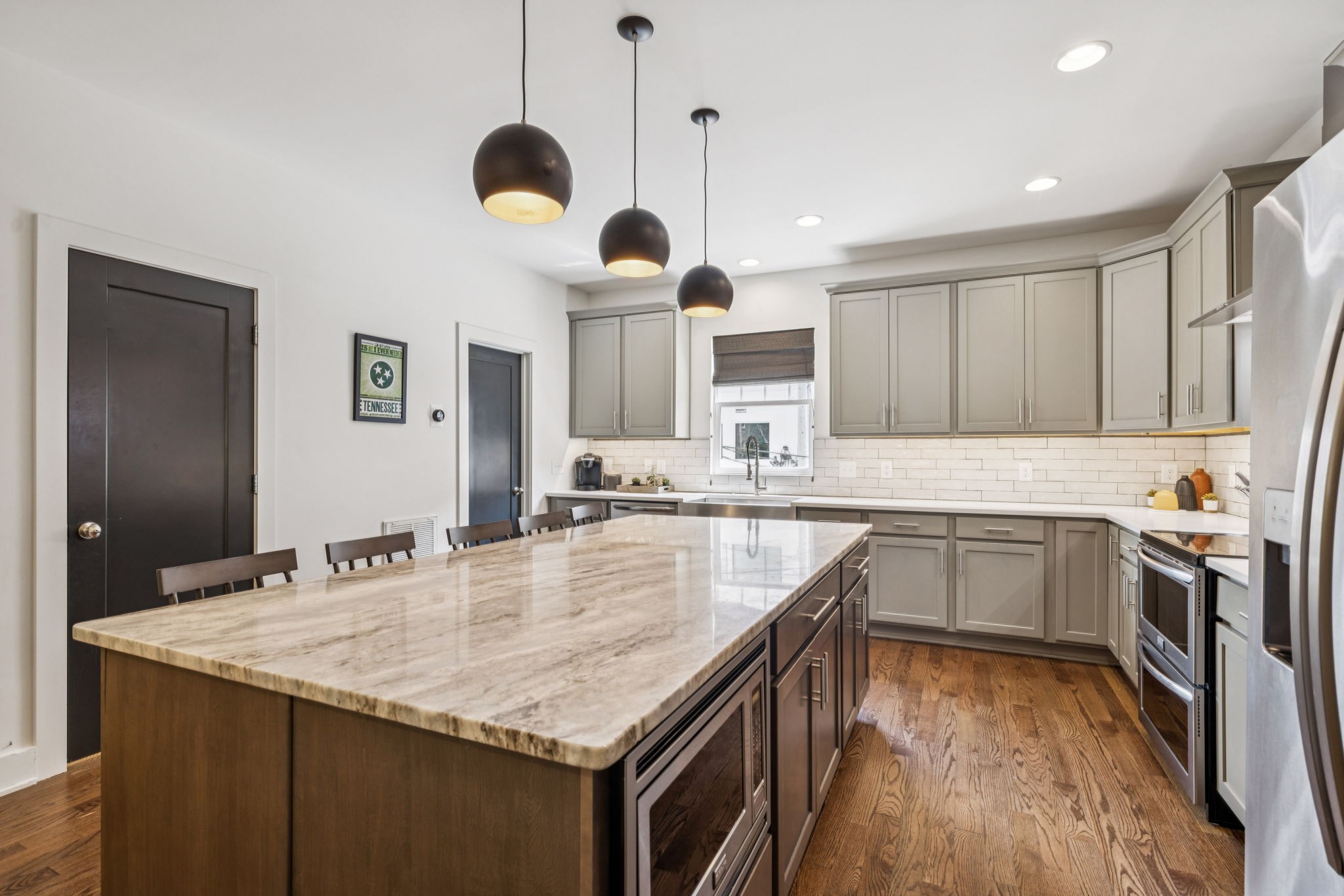 2118 Elliott Ave Unit: 10