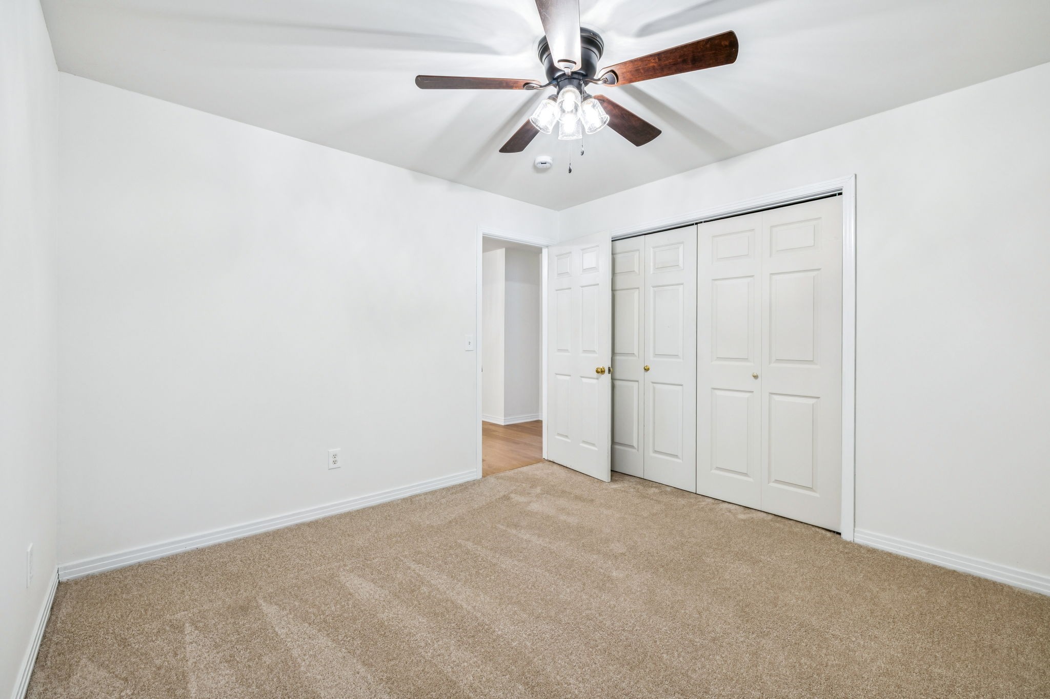 183 Brooke Castle Dr